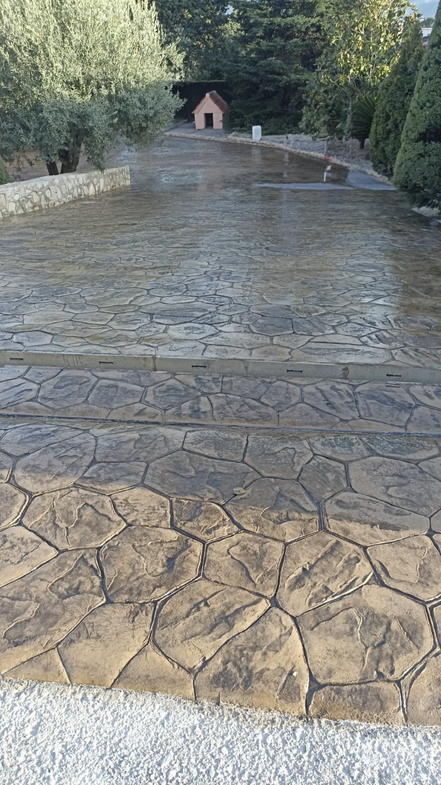 Resultado final del hormigón impreso imitación piedra