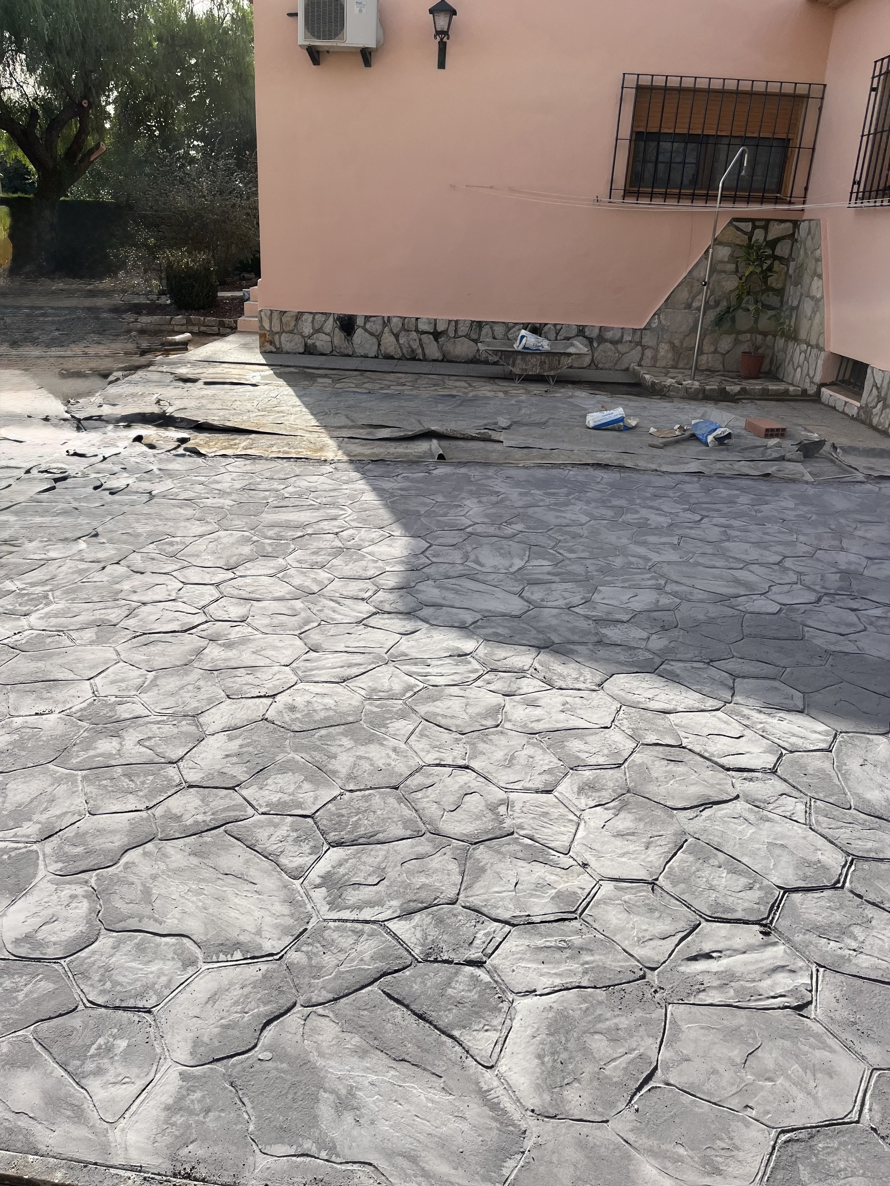 Detalle del acabado del hormigón impreso